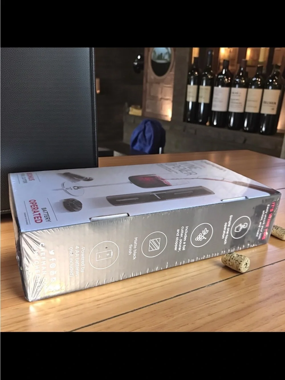 Chefman Electric Wine Opener Set 4pc Automatic Corkscrew Gift Set New